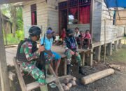 Satgas Pamtas RI-PNG Yonif 711/Raksatama Melaksanakan Kegiatan Anjangsana Dan Komsos Ke Rumah Warga