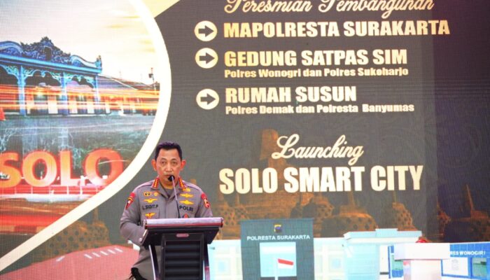 Resmikan Sarpras Kepolisian dan Solo Smart City,Kapolri: Pelayanan Publik Mudah dan Tak Berbelit-Belit