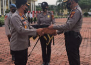 Kapolres Rohil Berikan Reward Kepada Personel Yang Berprestasi