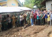 Dandim 0613 Ciamis Letkol Inf Wahyu Alfiyan Arisandi, S.I.P., M.I.Pol Bersama Forkopimda Kota Banjar Dampingi Pangdivif 1 Kostrad meninjau lokasi Pengeboran Air Bersih Di Banjar