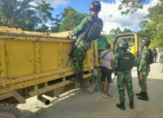 Cegah Kegiatan Ilegal, Anggota Satgas Pamtas RI-PNG Yonif 711/Raksatama Gelar Sweeping di Perbatasan