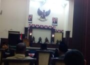 Lewat Paripurna Ketua DPRD Kabupaten Sula Mengakui Belum Sepenuhnya Menyerap Aspirasi Rakyat Yang Sesungguhnya.
