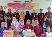 Memperingati Hari Bhakti Adhyaksa ke-62 Dan HUT IAD ke-22 Kejaksaan Negeri Pelalawan Mengadakan Kegiatan Donor Darah, Bakti Sosial dan Anjangsana