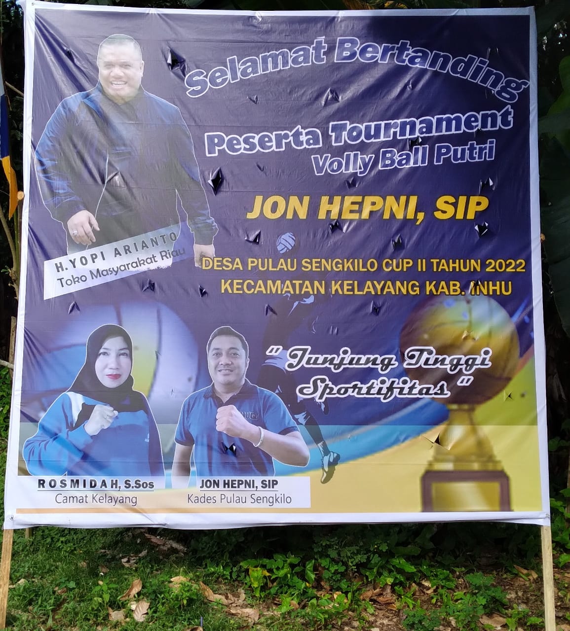 Pembukaan turnamen voli antar kampung di lapangan kecamatan kepung 17 agustus 2025