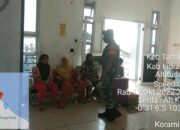 Serda AH Kumbara Anggota Koramil 02/TM Laksanakan Himbauan Protokol Kesehatan Kepada Masyarakat