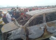 Mobil Avanza Terbakar Di Jalan Jembatan Musi 4