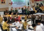 Asisten Pembinaan Kejaksaan Tinggi Riau Hadiri Kegiatan Penyerahan Zakat Gubernur Riau dan Wakil Gubernur Riau