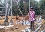 Protes Warga: Tower Telkomsel di Simpang Dingin Disegel