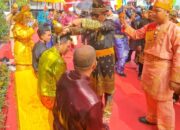 Buka Balimau Potang Mogang, Bupati H. Zukri, SE Minta Masyarakat Lestarikan Budaya