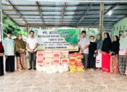 PT Musim Mas Salurkan Bantuan untuk Anak Yatim, Janda, dan Lansia di Desa Kuala Sumundam