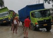 Kondisi Jalan di Desa Bongkal Malang Memprihatinkan: Warga Serukan Perbaikan Secepatnya!