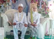 Momen Bersejarah: Ijab Kabul Bambang Harianto dan Witdiana Sari