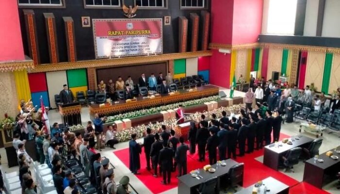 30 Anggota DPRK Aceh Tenggara Periode 2024-2029 Resmi Dilantik