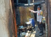 Lupa Matikan Tungku Perapian, Warung Makan di Bojong Pekalongan Terbakar
