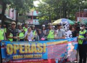 Polres Boyolali Gelar Ops Zebra Bersinergi Dengan Dishub dan Samsat Berikan Souvenir dan Leavlet Pengguna Jalan