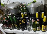 Jual Miras, Warung Makan Serta Toko Di Razia Polisi