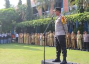 Kapolres Boyolali Pimpin Apel dan Cek Kesiapan Kendaraan dalam Gelar Pasukan Operasi Keselamatan Lalu Lintas Candi 2025