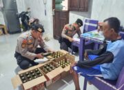 Puluhan Botol Miras Diamankan Polisi dari Warung yang Berlokasi di Sragi, Pekalongan