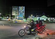 Patroli Wilayah dengan Sepeda Motor, Anggota Sat Samapta Hadir Berikan Rasa Aman Bagi Warga