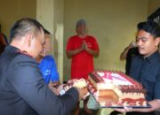 AKBP Doni Berbagi Kue Ulang Tahun Bersama Tahanan, Warnai Momen Hari Bhayangkara Ke-79 di Polres Pekalongan