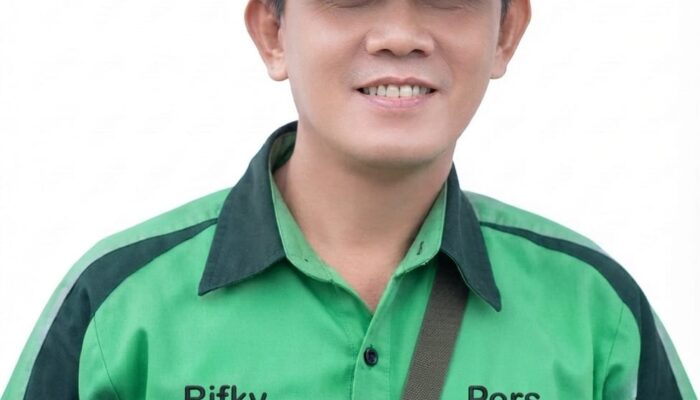 ​Wadah yang Sama Harga yang Berbeda: Menakar Esensi Hidup di Etalase Fana